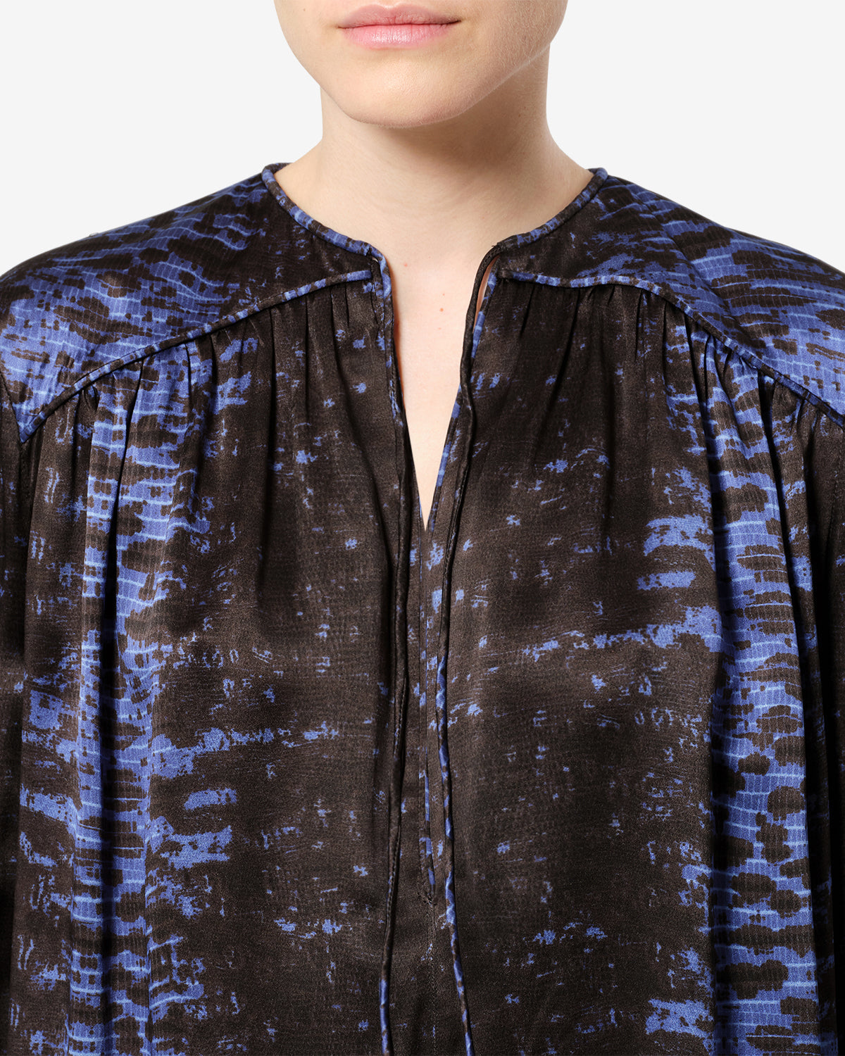 Blouse Laraya en soie — Nuit, vue 2 ; référence HT0990FAD4J12I30MI